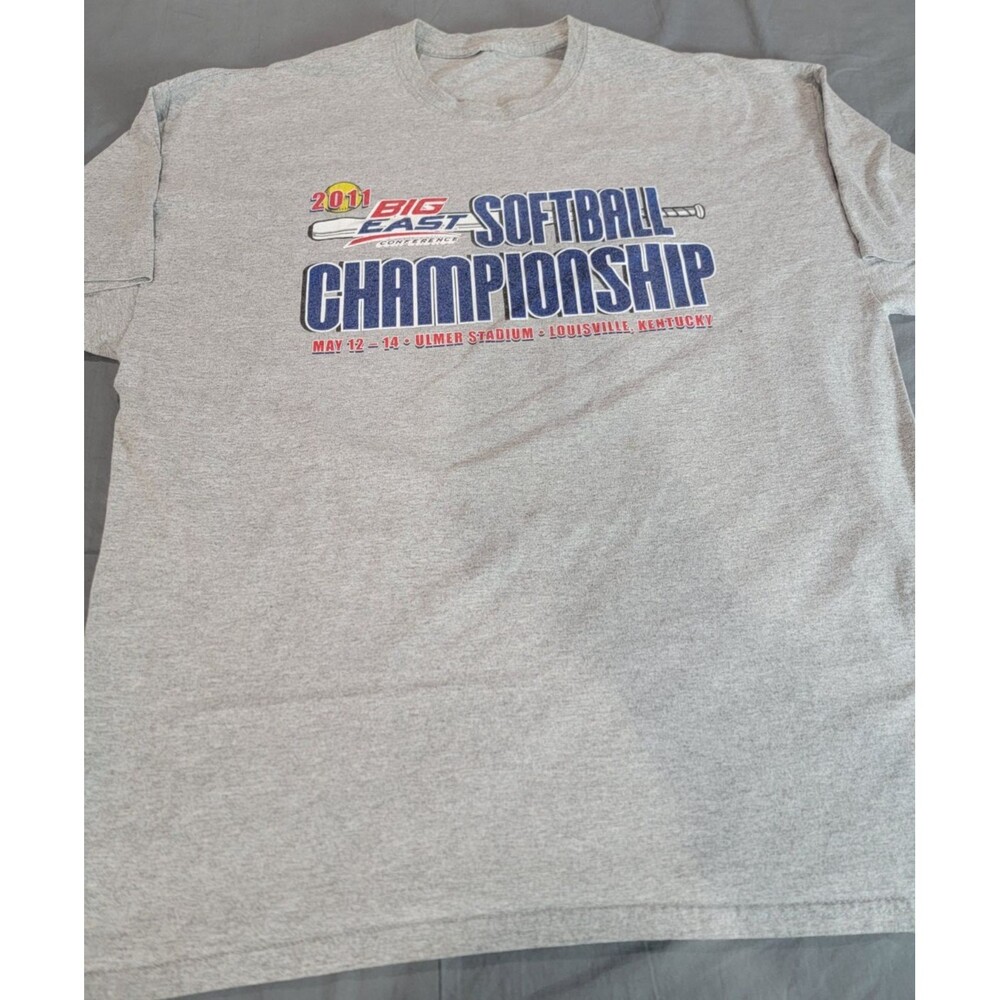 Vintage 2001 Big East Softball Championship T-Shirt Louisville KY College Sports